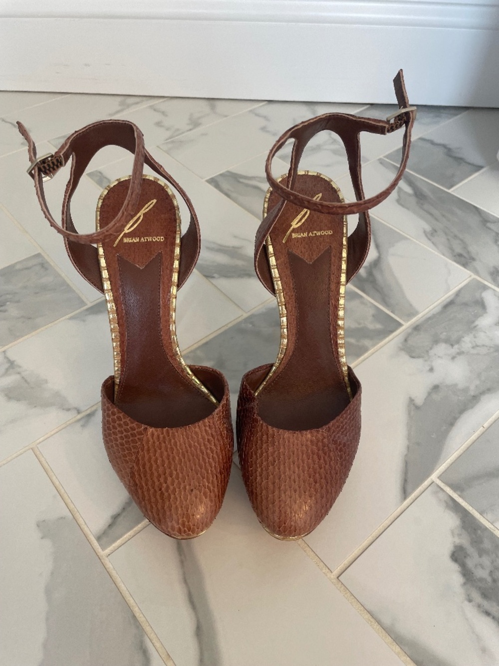 Brian Atwood 7/37 Fontenay Snakeskin Platform Ankle Strap Heels Brown Gold